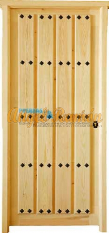 puerta-porton-madera-rustica-antigua-barata-oferta-iroko-pino-1hoja-rejas-clavos-artesanal