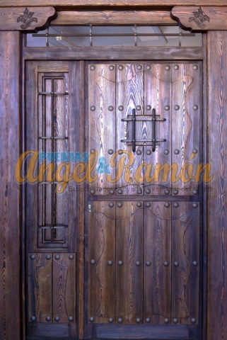 porton-calle-puerta-rustica-madera-artesanal-amedida-laterales-montantes-fijos-pino-iroko-oferta-barato-
