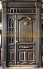 puerta de exterior en madera pino con fijo y montante